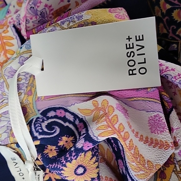 Rose&Olive Pink and Blue Vibrant Tropical Floral Top With Tassels Size S NWT - Picture 10 of 13